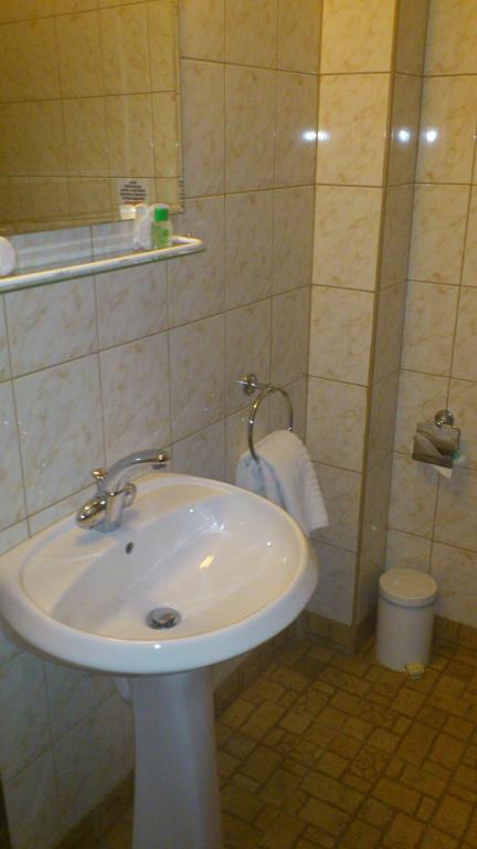 גברובו Family Hotel Fenerite מראה חיצוני תמונה