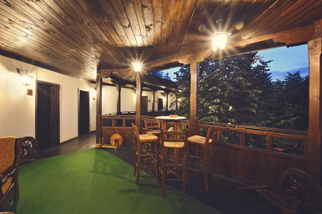 גברובו Family Hotel Fenerite מראה חיצוני תמונה