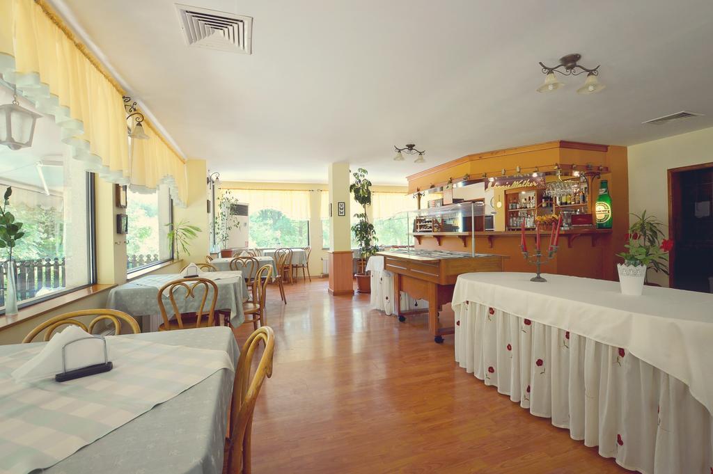 גברובו Family Hotel Fenerite מראה חיצוני תמונה