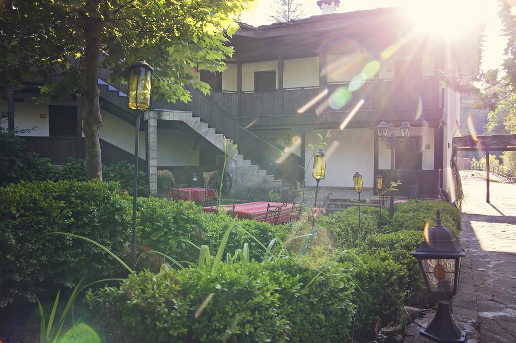 גברובו Family Hotel Fenerite מראה חיצוני תמונה