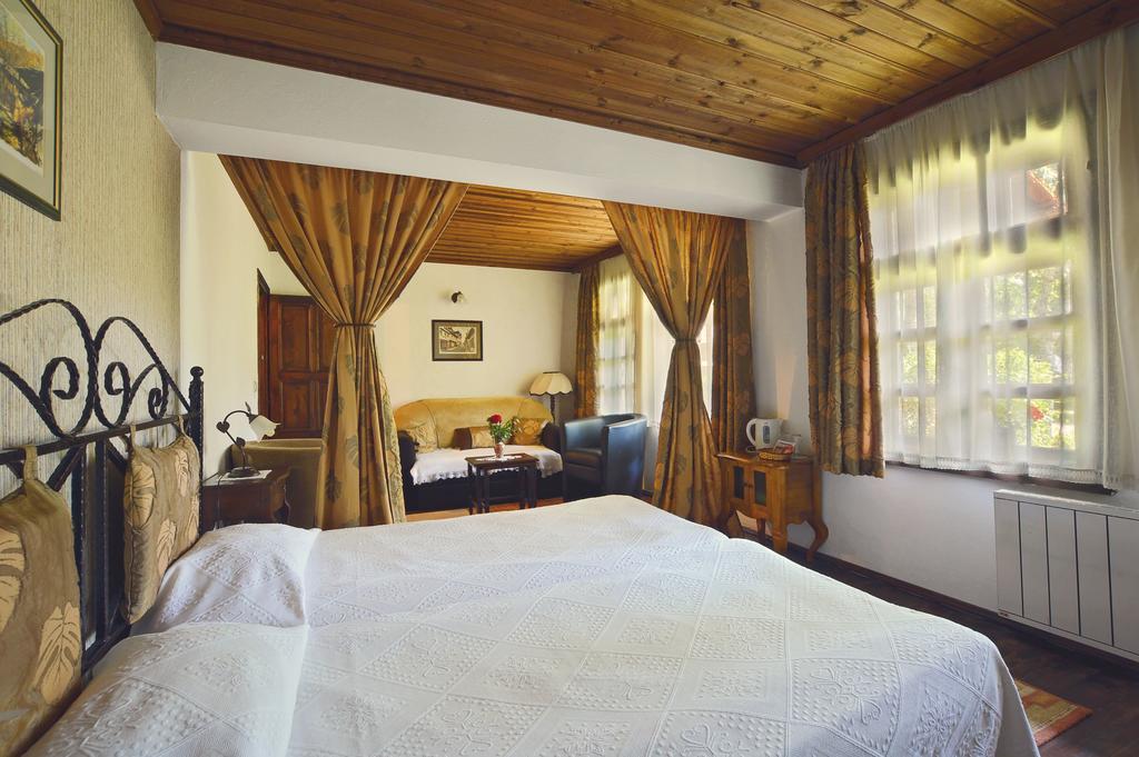 גברובו Family Hotel Fenerite מראה חיצוני תמונה