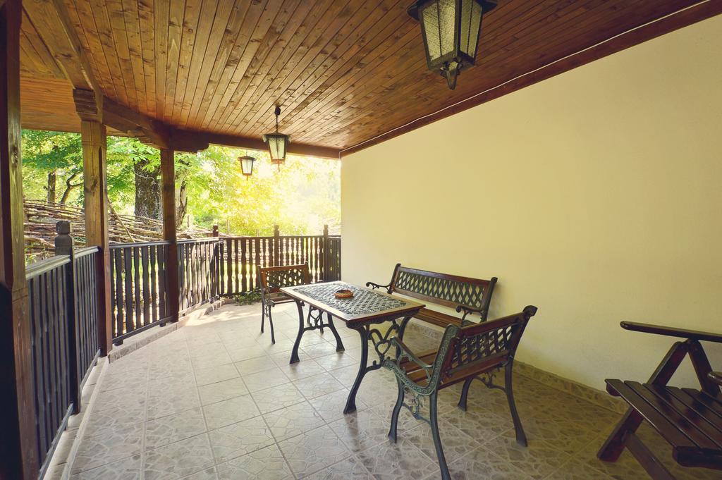 גברובו Family Hotel Fenerite מראה חיצוני תמונה