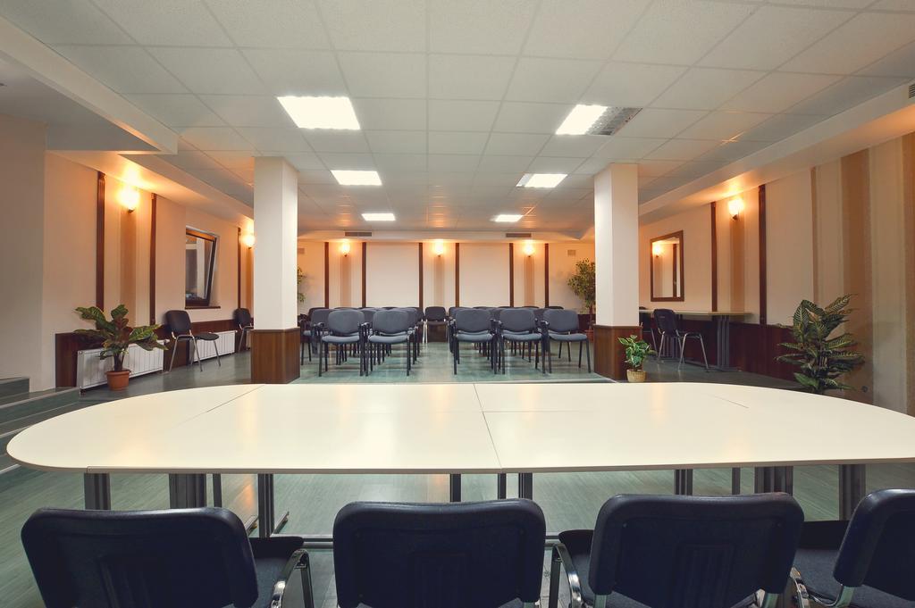 גברובו Family Hotel Fenerite מראה חיצוני תמונה