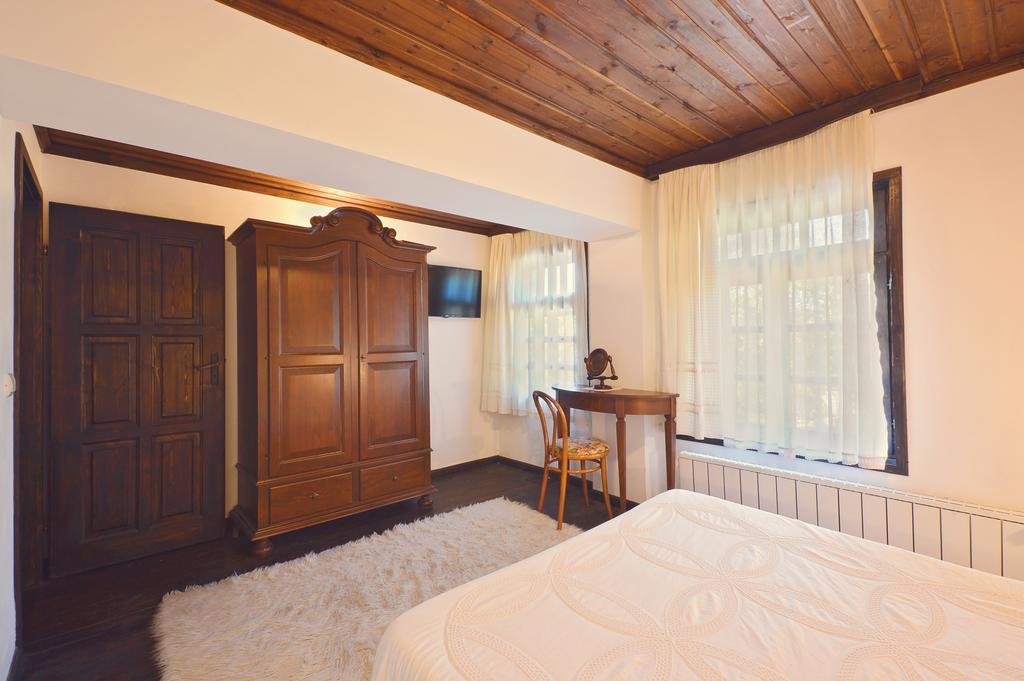 גברובו Family Hotel Fenerite מראה חיצוני תמונה