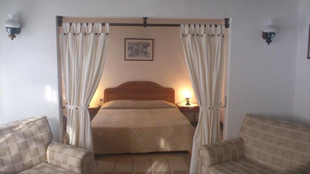 גברובו Family Hotel Fenerite מראה חיצוני תמונה