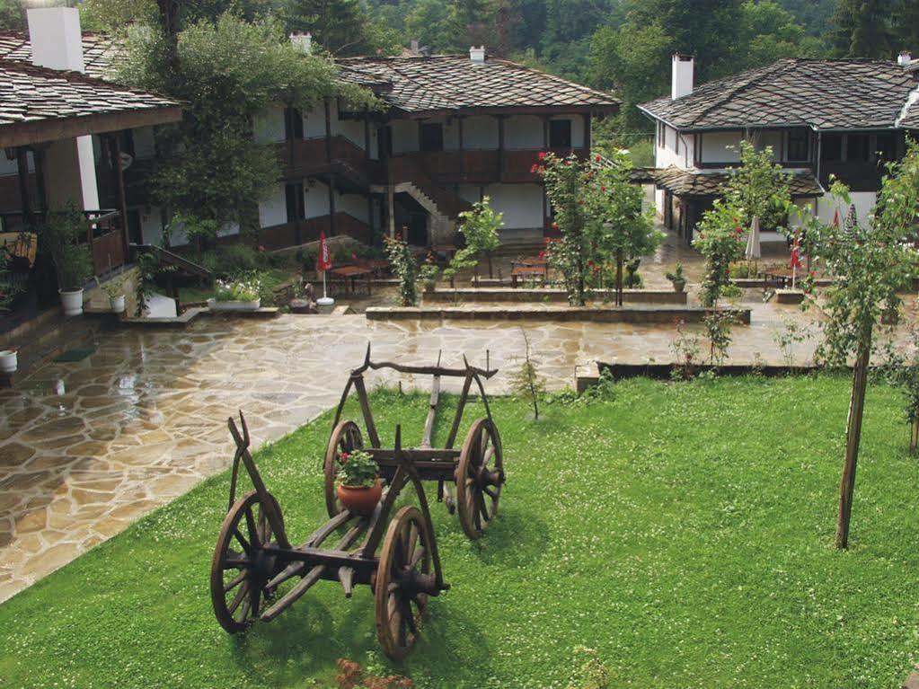 גברובו Family Hotel Fenerite מראה חיצוני תמונה