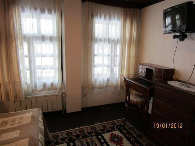 גברובו Family Hotel Fenerite מראה חיצוני תמונה